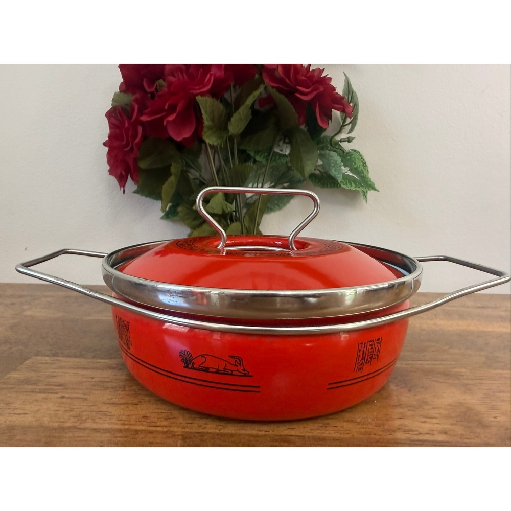 Vintage‎ Silta Italy Egyptian Revival Red Enamel Casserole Warming Dish Retro